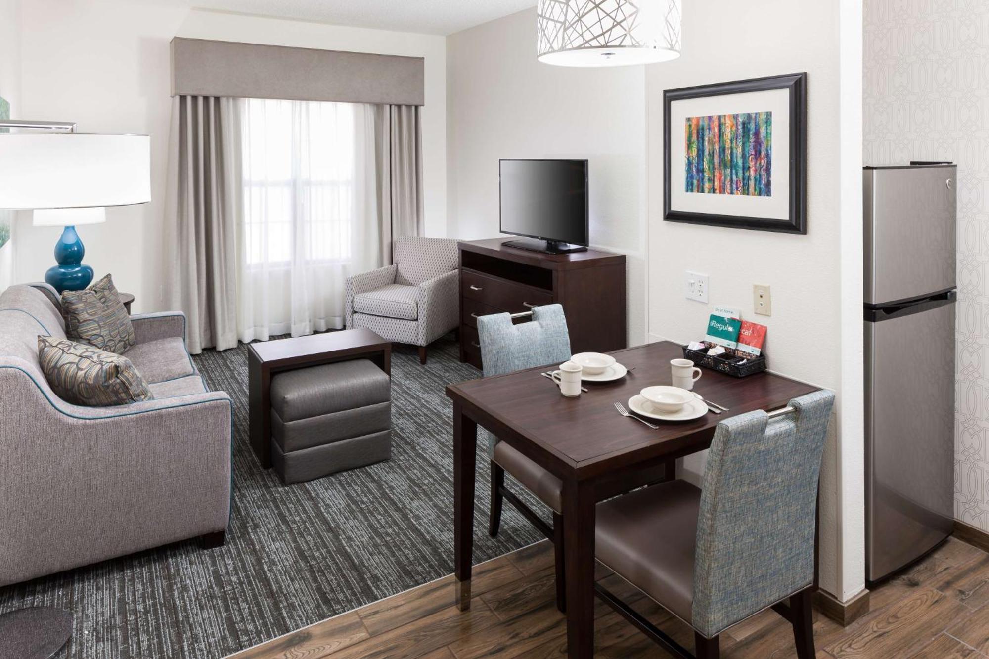 Homewood Suites By Hilton Мава Екстер'єр фото